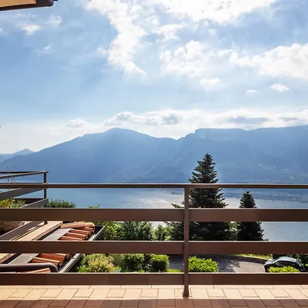 Mit Grandiosem Ausblick Apartmán